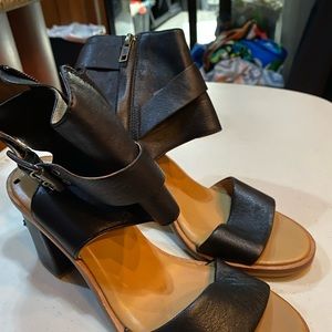 Very nice shoes wore them one time